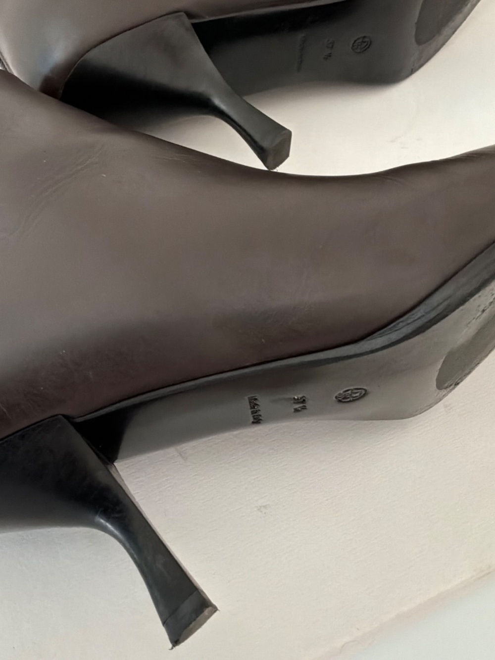 THE ROW Coco dark brown leather boots - Picture 6 of 15